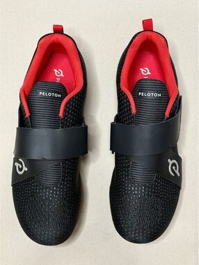 Peloton Original Cycling Shoes Men’s 10 Women’s 11.5 EU 43.3 w/ Delta Cleats